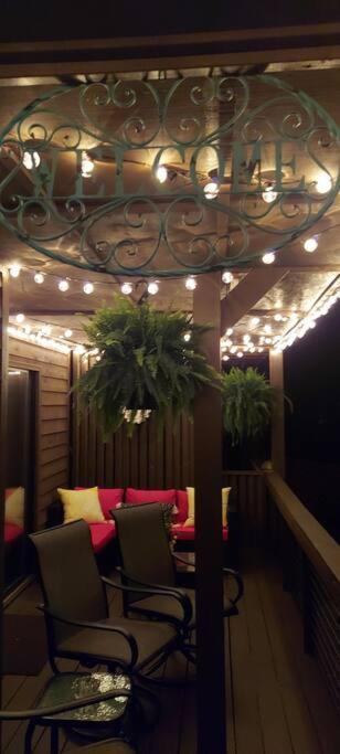 הוילה מגי ואלי J.Creek Retreat, Creekside Townhouse +1 Car Garage מראה חיצוני תמונה